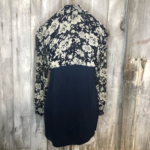 ASTR floral dress - Picture 5 of 6